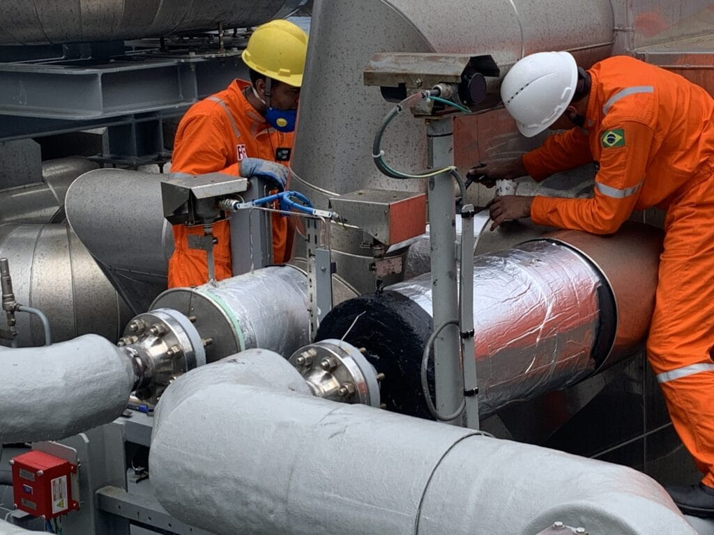Isolamento Baixa Temperatura -170°C em Navio Gaseiro